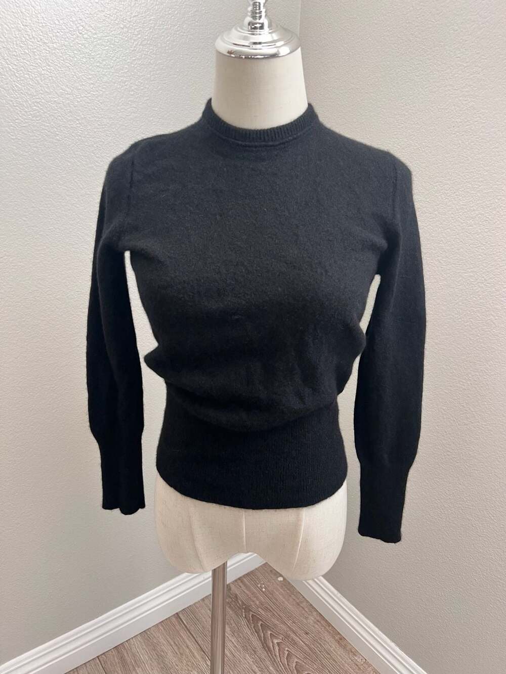 Equipment Femme Black 100% Cashmere Mock Neck Long Sleeve Sweater XS